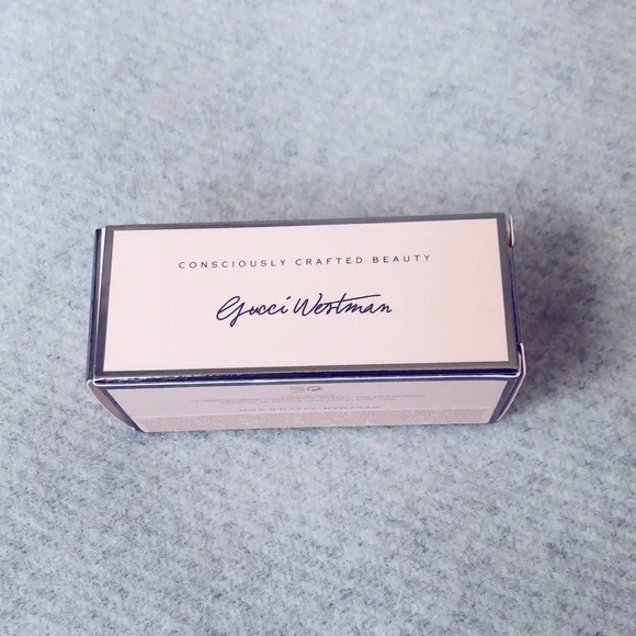 Lit up highlight stick by Westman Atelier - Picture 2 of 8